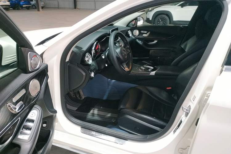 Used Mercedes-Benz C-Class 2018 C 180 L Fashion Edition Sport Version