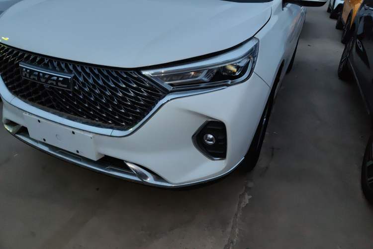 Used Haval M6 2021 PLUS 1.5T DCT Luxury Smart Connectivity Model
