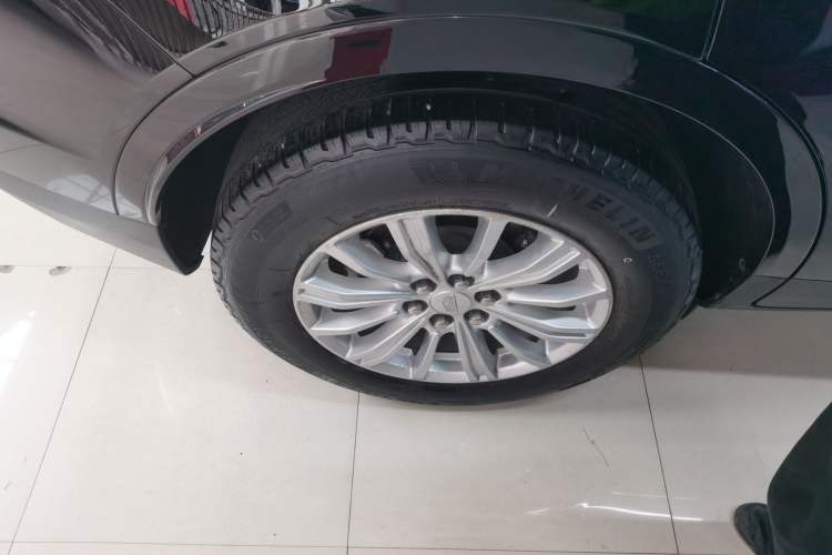 Used Cadillac XT5 2018 28E Four-Wheel Drive Tech Version Exterior 5