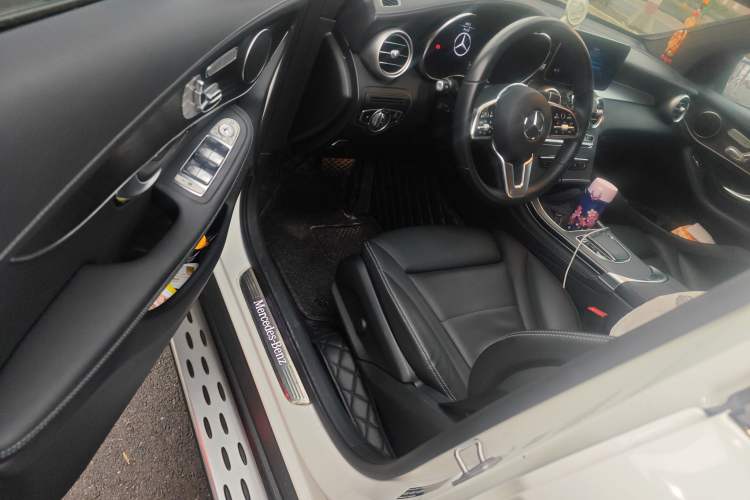 Used Mercedes-Benz GLC Coupe 2020 GLC 300 4MATIC Coupe SUV