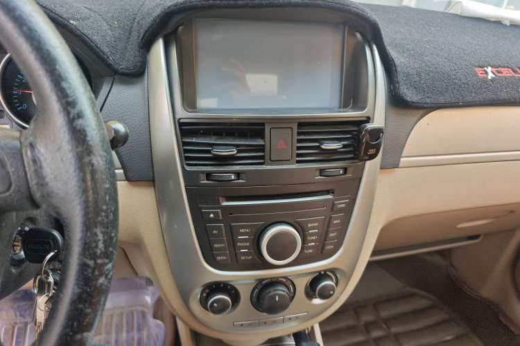 Used Buick Excelle 2013 1.5L Manual Classic Model
