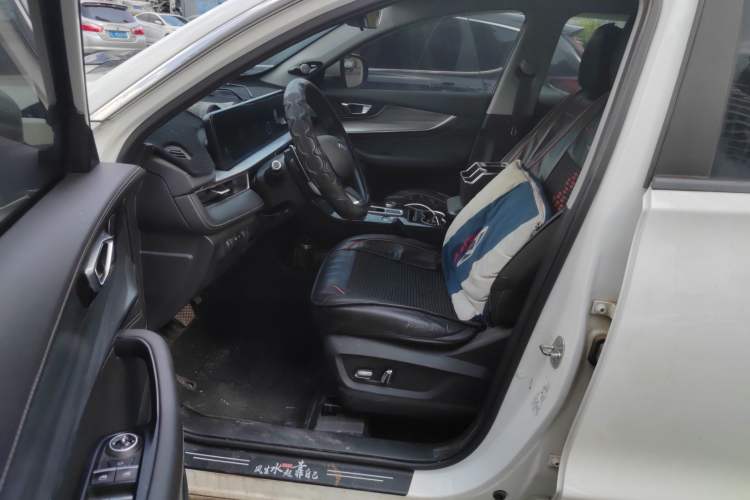 Used Chery Tiggo 8 PLUS 2022 290TGDI DCT Haoting Edition