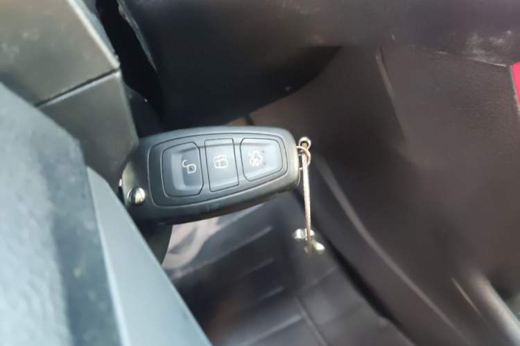 Used Ford Focus 2012 Hatchback 1.6L Automatic Fashion Edition
