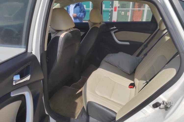 Used Changan Alsvin V7 2016 1.6L Manual Enjoyment Model China V Standard