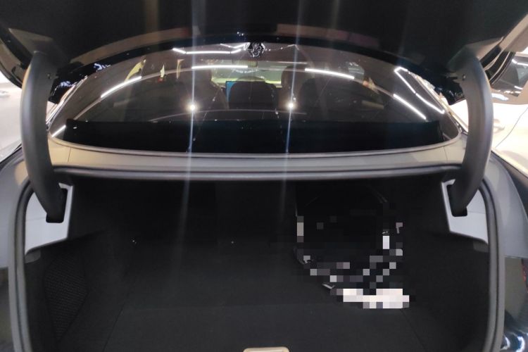 Used Denza Z9 2024 1100 km Four-Wheel Drive Max Version Trunk