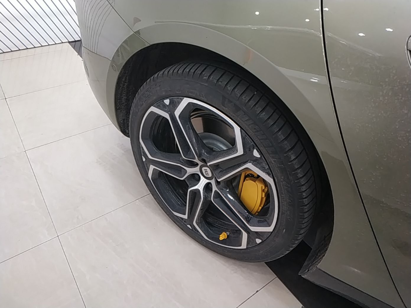 Xiaomi Auto SU7 2024 Rear-Drive Long-Range Intelligent Driving Version — снимка 11