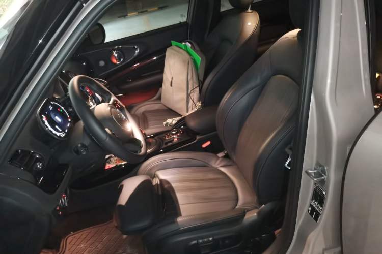 Used MINI Clubman 2023 Revised 2.0T COOPER S Connoisseur Left Front Seat