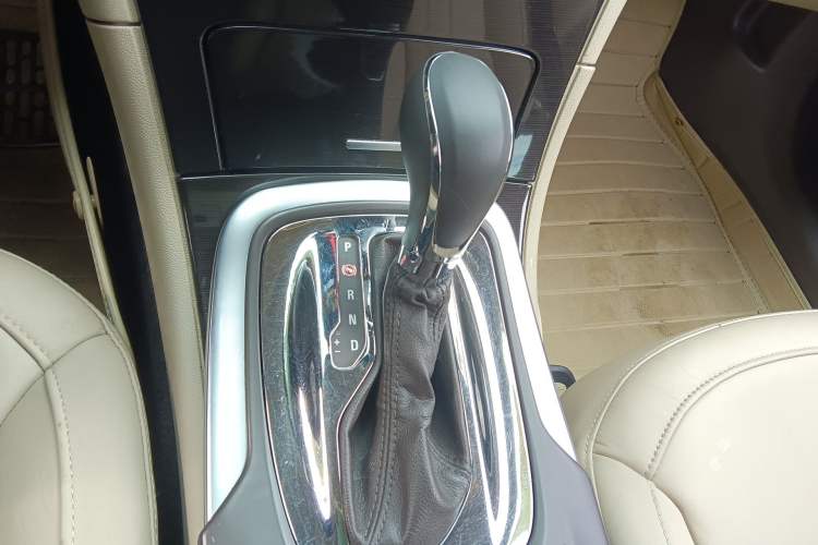 Used Buick Regal 2014 2.4L SIDI Elite Fashion Edition
