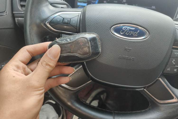 Used Ford Taurus 2017 EcoBoost 245 Luxury Model
