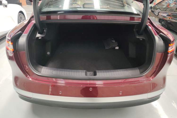 Used Chery Fulwin A9L 2025 Model, Four-Wheel Drive High-Energy Peak Edition Trunk