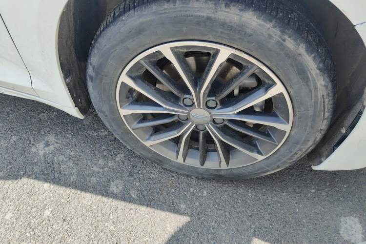 Used Geely Auto Preface 2021 2.0TD Elite Edition Right Front Wheel Hub