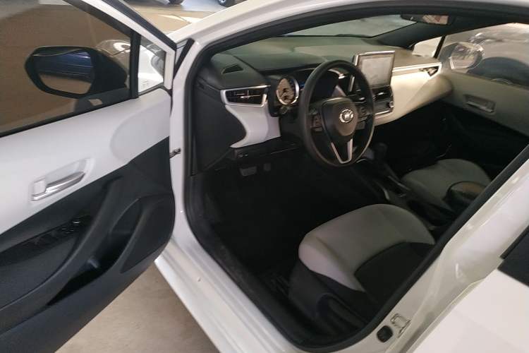 Used Toyota Levin 2019 185T CVT Luxury Edition China VI Standard