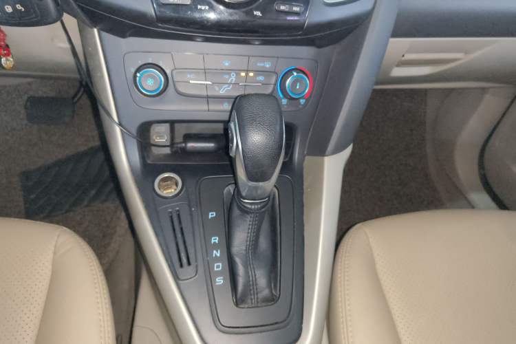 Used Ford Focus 2015 Sedan 1.6L Automatic Comfort Model