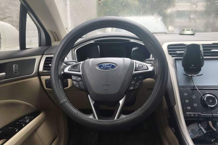 Used Ford Mondeo 2013 2.0L GTDi 200 Fashion Edition
