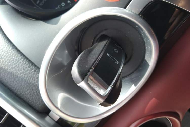 Used Porsche Cayenne 2015 Cayenne 3.0T Vehicle Key
