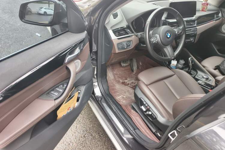 Used BMW X1 2021 sDrive20Li Premium Edition Driver Seat