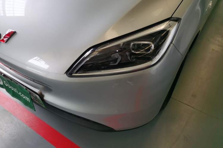 Used Wuling Hongguang New Energy 2024 All-Electric Model 300KM Standard Version Left Front Headlight