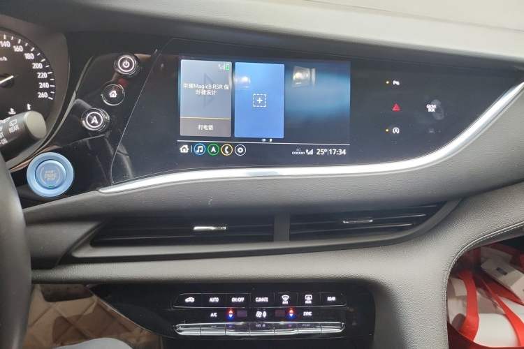 Used Buick Enclave 2020 28T Two-Wheel Drive Zhanqi Version Audio And AC Panel