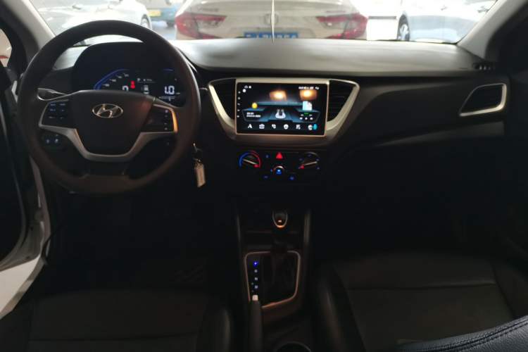 Used Hyundai Verna (new generation) 2020 1.4L CVT GLS Cool Edition
