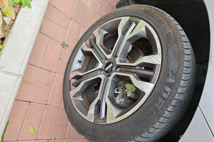 Used Wey VV7 2017 VV7c 2.0T Flagship Model Right Front Wheel Hub