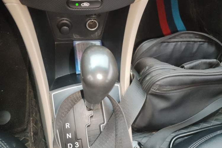 Used Hyundai Verna (older generation) 2016 1.4L Automatic Leading-Edge GLX
