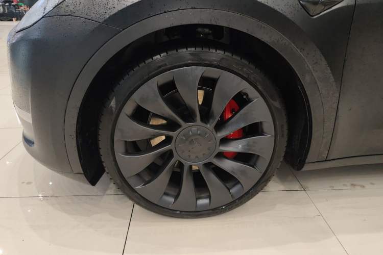 Used Tesla Model Y 2022 Performance High-Performance All-Wheel-Drive Version
