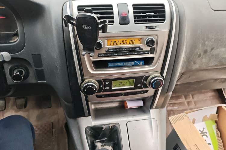 Used Jinbei Express 2020 2.0L Upgraded Version China VI Standard 6-Seater 1TZS