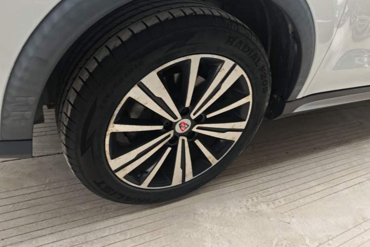 Used Roewe RX5 2019 20T Two-Wheel Drive Automatic 4G Connected Platinum Edition Left Front Wheel Hub