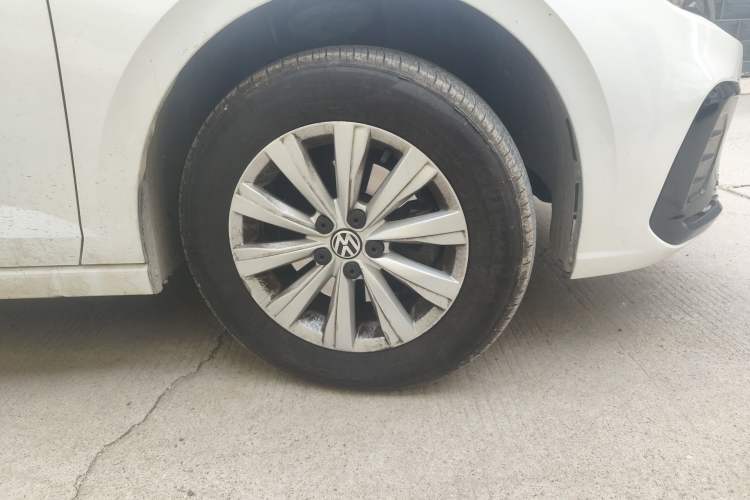 Used Volkswagen Lavida 2023 New Sharp 1.5L Automatic Excellent New Edition
