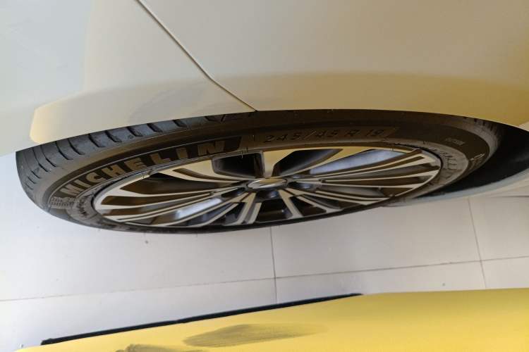 Used Nio ET5T 2023 75 kWh Touring Exterior 4