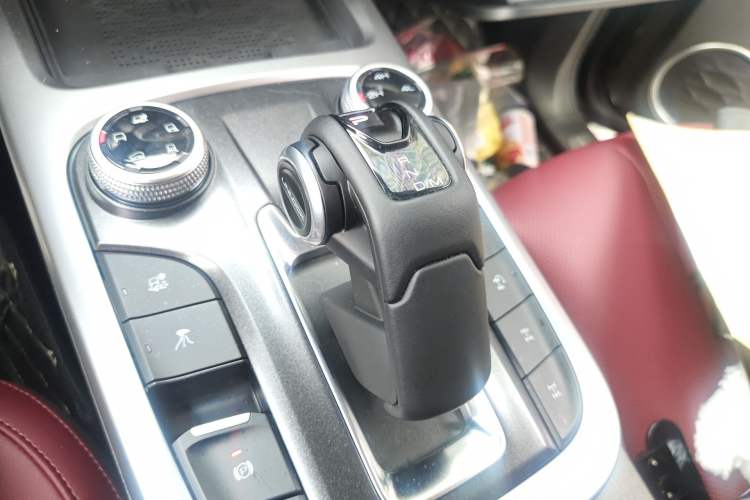 Used Tank 300 2024 2.0T Conqueror Gear Lever