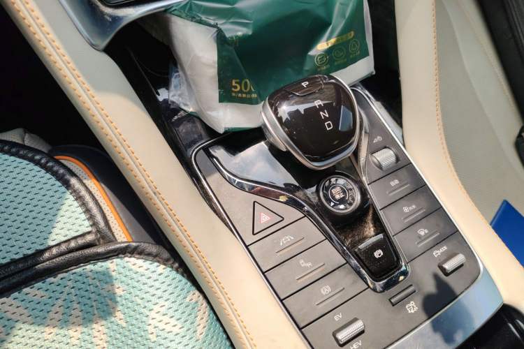 Used BYD Song PLUS New Energy 2021 DM-i 110KM Flagship PLUS Gear Lever