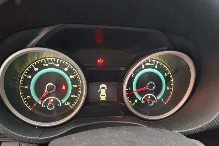 Used Land X5 2013 2.0T Manual Chuanling Edition
