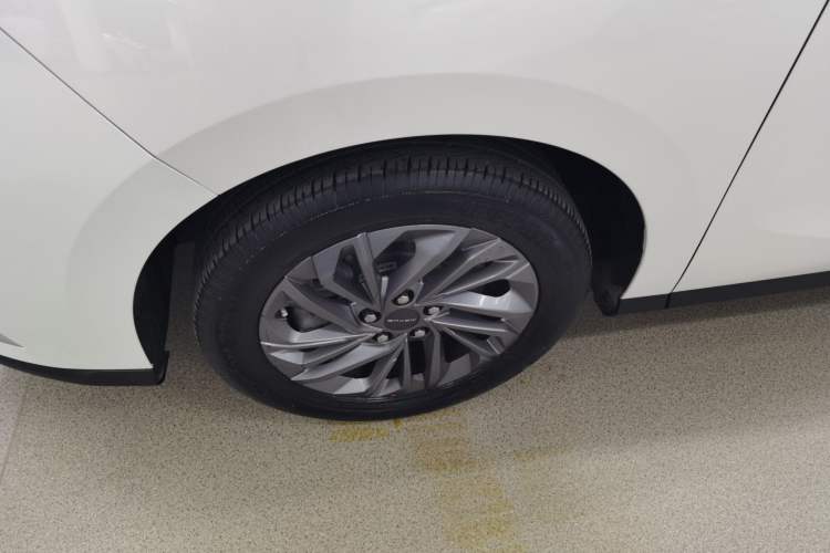 Used SAIC MAXUS G50 2023 PLUS 1.5T Happiness-Recommended Automatic Cruise Version Left Front Wheel Hub