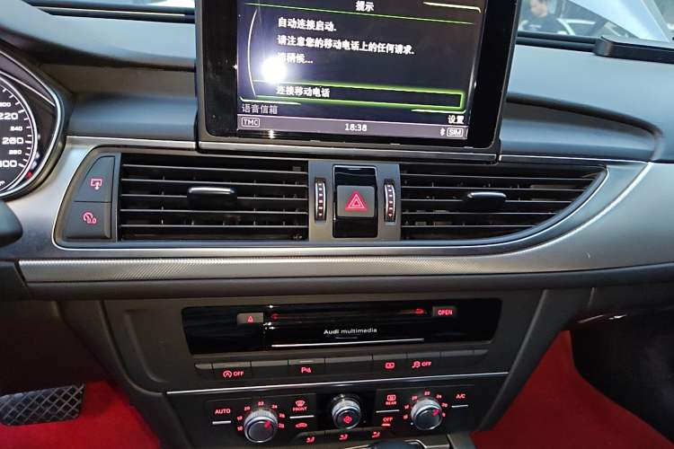 Used Audi A6L 2018 30th Anniversary Edition TFSI Trendy Model Audio And AC Panel