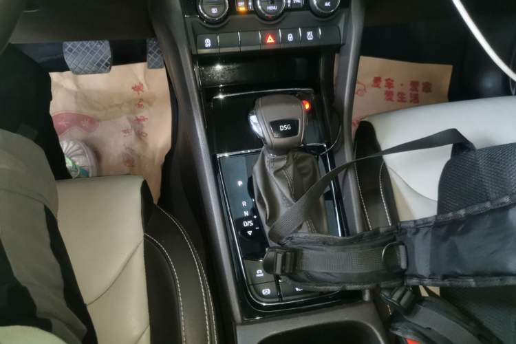 Used Skoda Kodiaq 2017 TSI330 7-Seater Two-Wheel-Drive Luxury Edition
