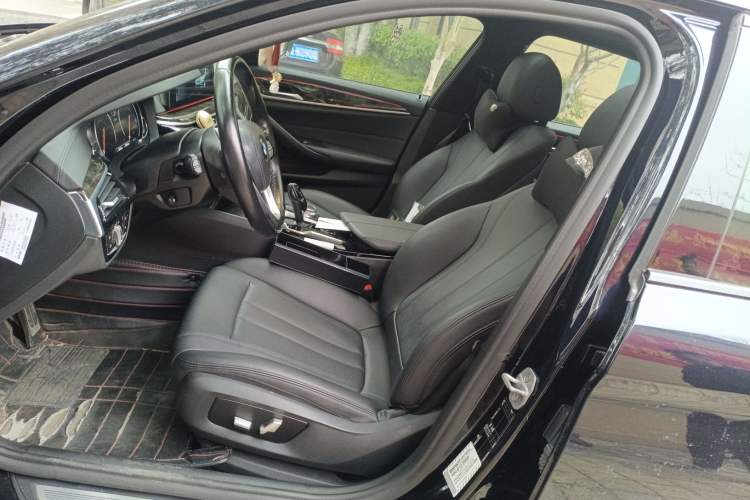 Used BMW 5 Series 2018 525Li M Sport Package