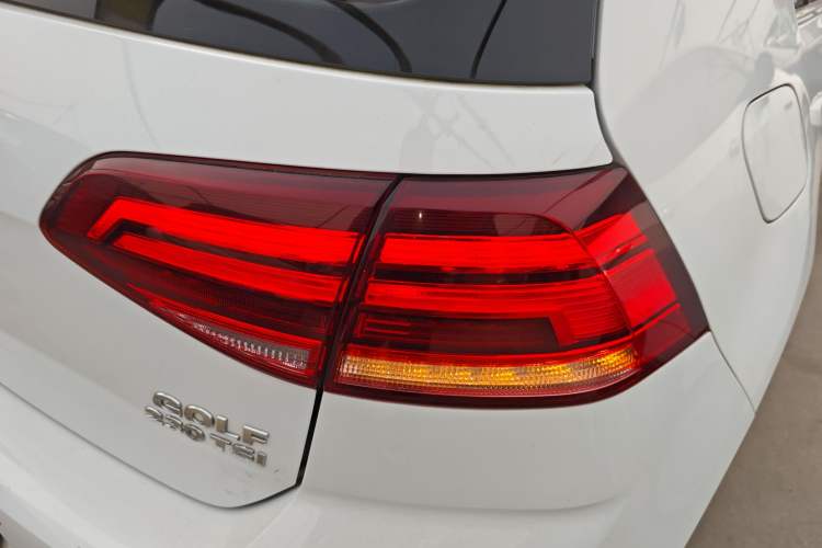 Used Volkswagen Golf 2018 230TSI Automatic Comfort Model