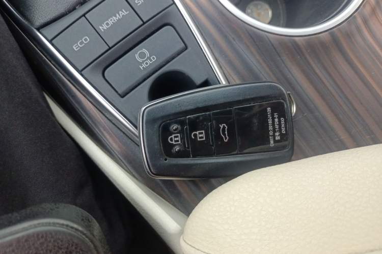 Used Toyota Camry 2019 Revised Version 2.5G Luxury Edition Interior 1