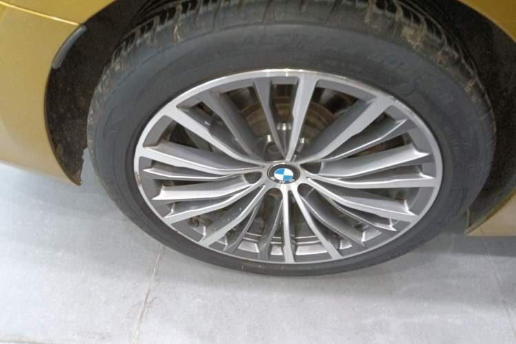 Used BMW 3 Series 2020 325Li First Edition Right Rear Wheel Hub