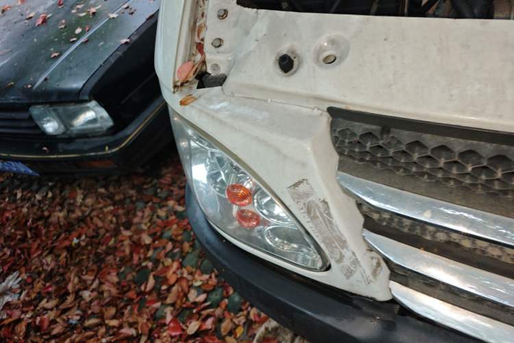 Used Iveco Power Daily 2012 2.5T-A32 Base Version Right Front Headlight