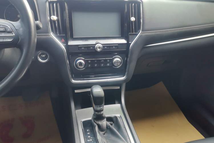 Used Roewe i6 2017 20T Automatic Flagship Edition
