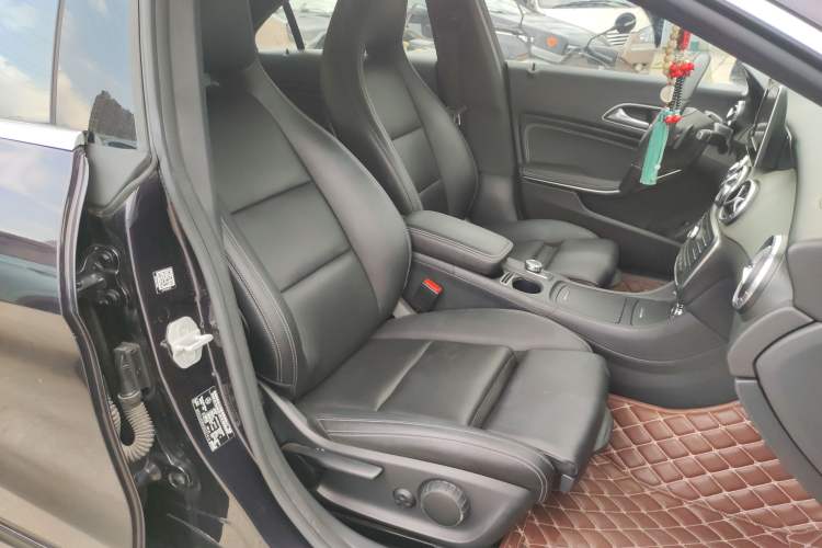 Used Mercedes-Benz CLA 2015 CLA 200 Right Front Seat
