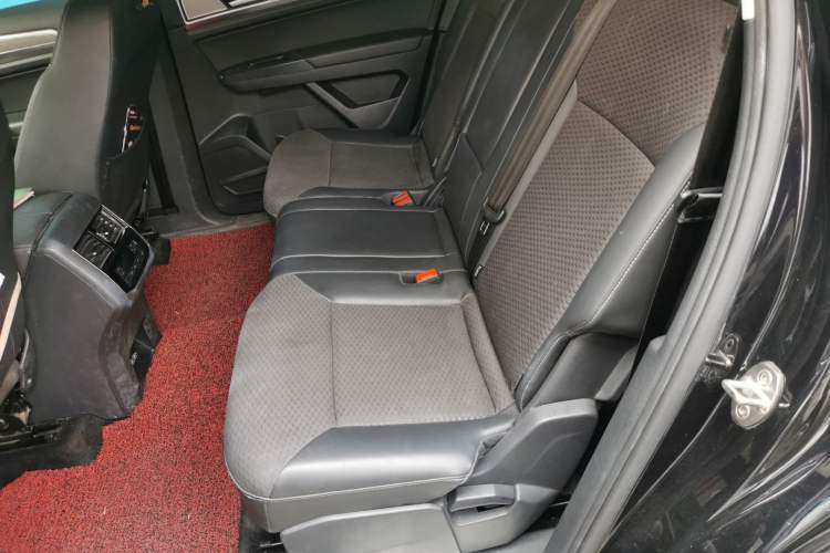 Used Volkswagen Teramont 2019 380TSI Four-Wheel Drive Comfort Edition China VI Standard Left Rear Seat