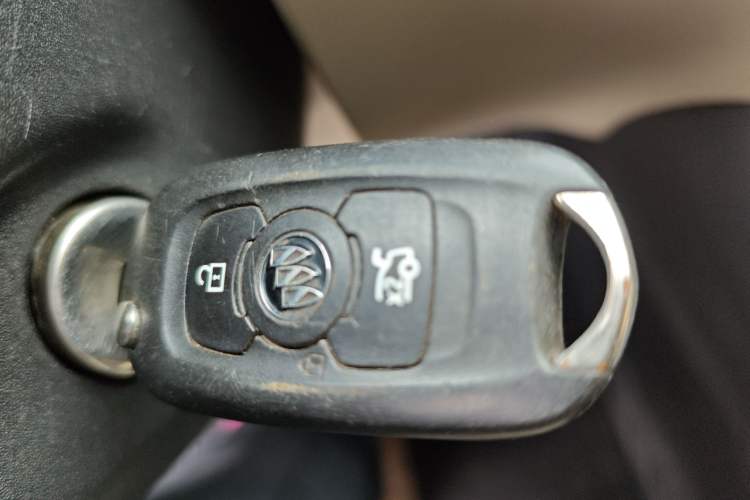 Used Buick Verano 2018 Sedan 15S Manual Leading Model