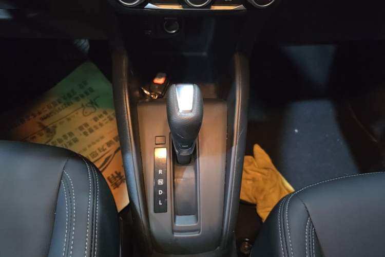Used Nissan Kicks 2019 1.5L CVT Cool Enjoy Edition