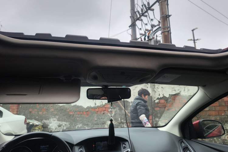 Used Ford Focus 2012 Hatchback 1.6L Automatic Fashion Edition
