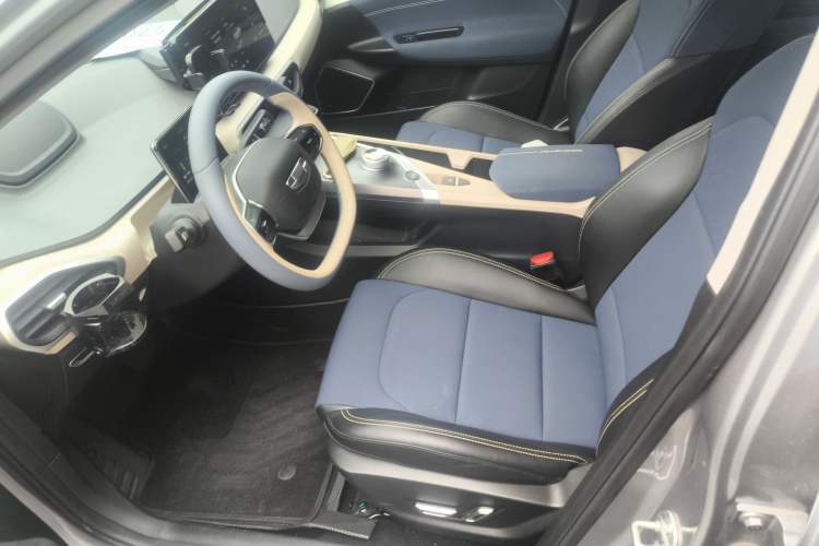 Used Geometry A 2021 Pro Enjoy High-Dimensional Range Edition 430 km A430 Cubic Version Left Front Seat