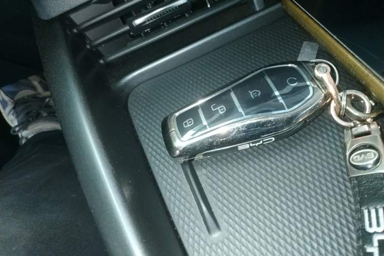 Used BYD Seal 06 New Energy 2025 EV 545KM Premium Edition Interior 1