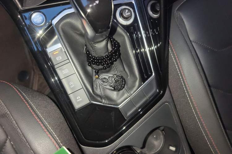 Used Volkswagen Tayron 2020 330TSI Two-Wheel Drive Luxury Smart Connectivity Version
